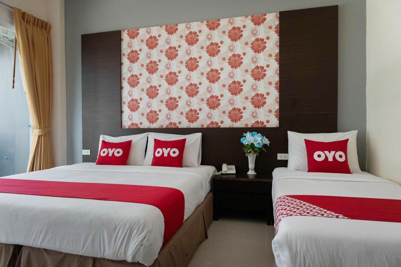 Oyo 792 Omsaga Phuket Hotel Esterno foto