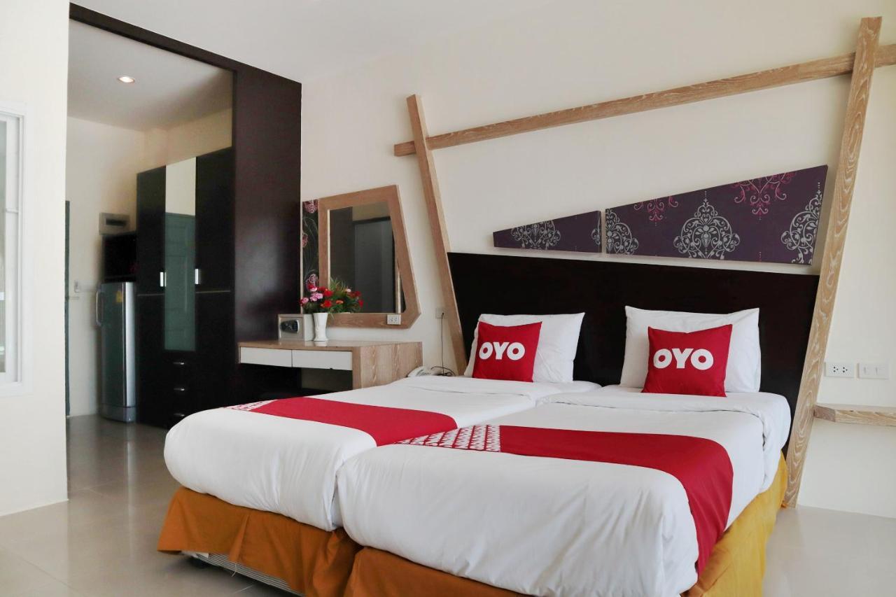 Oyo 792 Omsaga Phuket Hotel Esterno foto