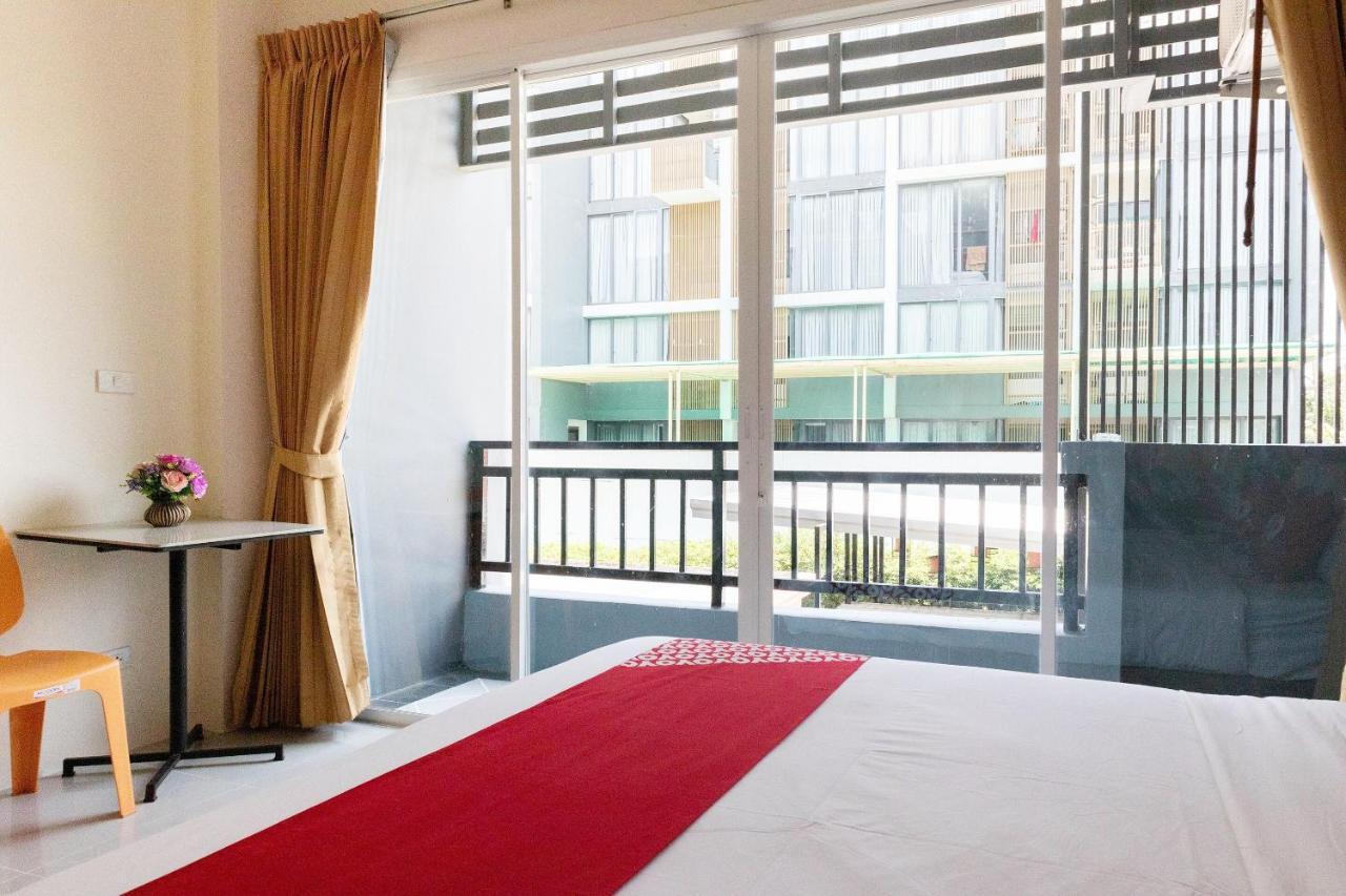 Oyo 792 Omsaga Phuket Hotel Esterno foto