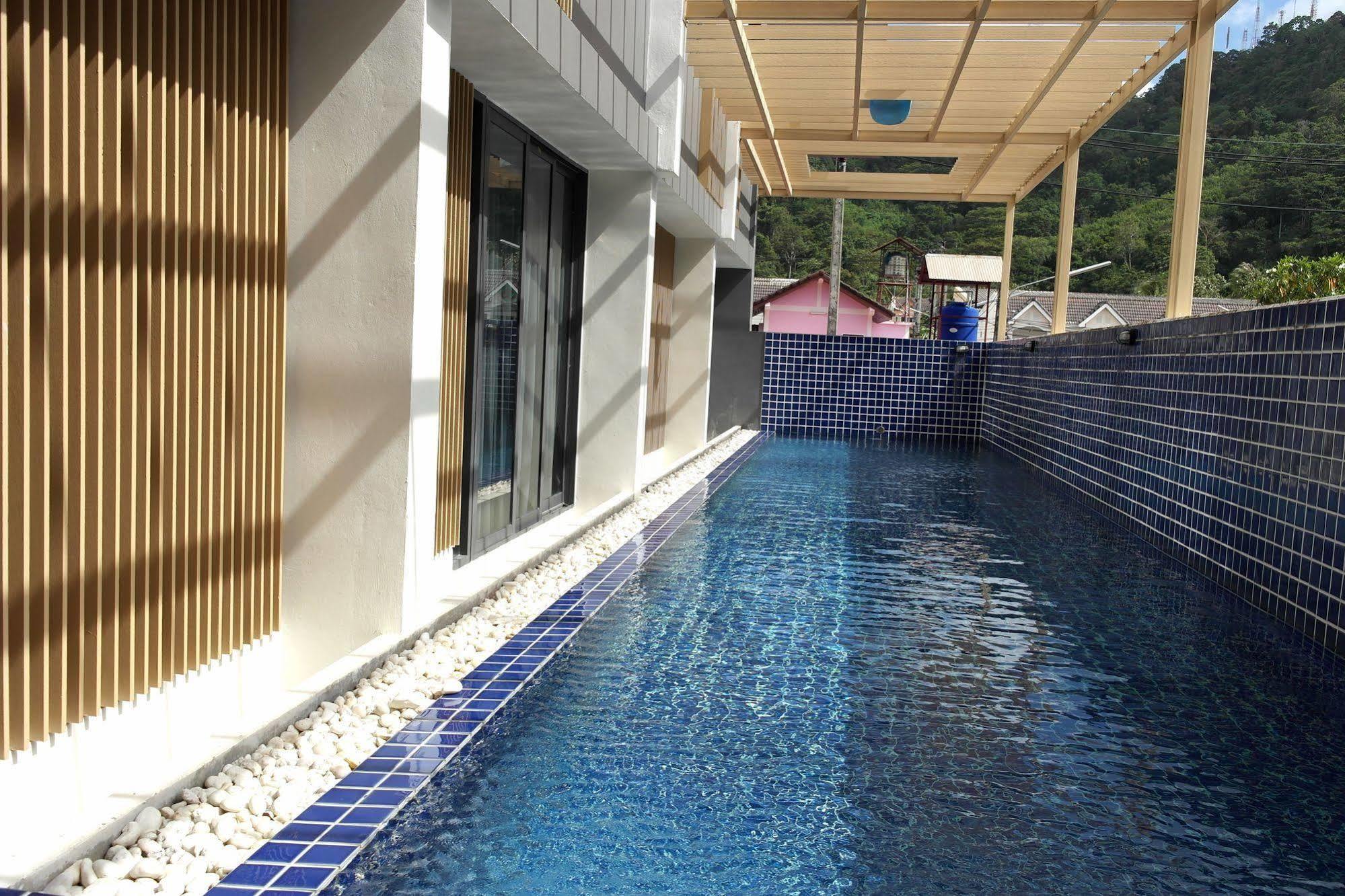 Oyo 792 Omsaga Phuket Hotel Esterno foto