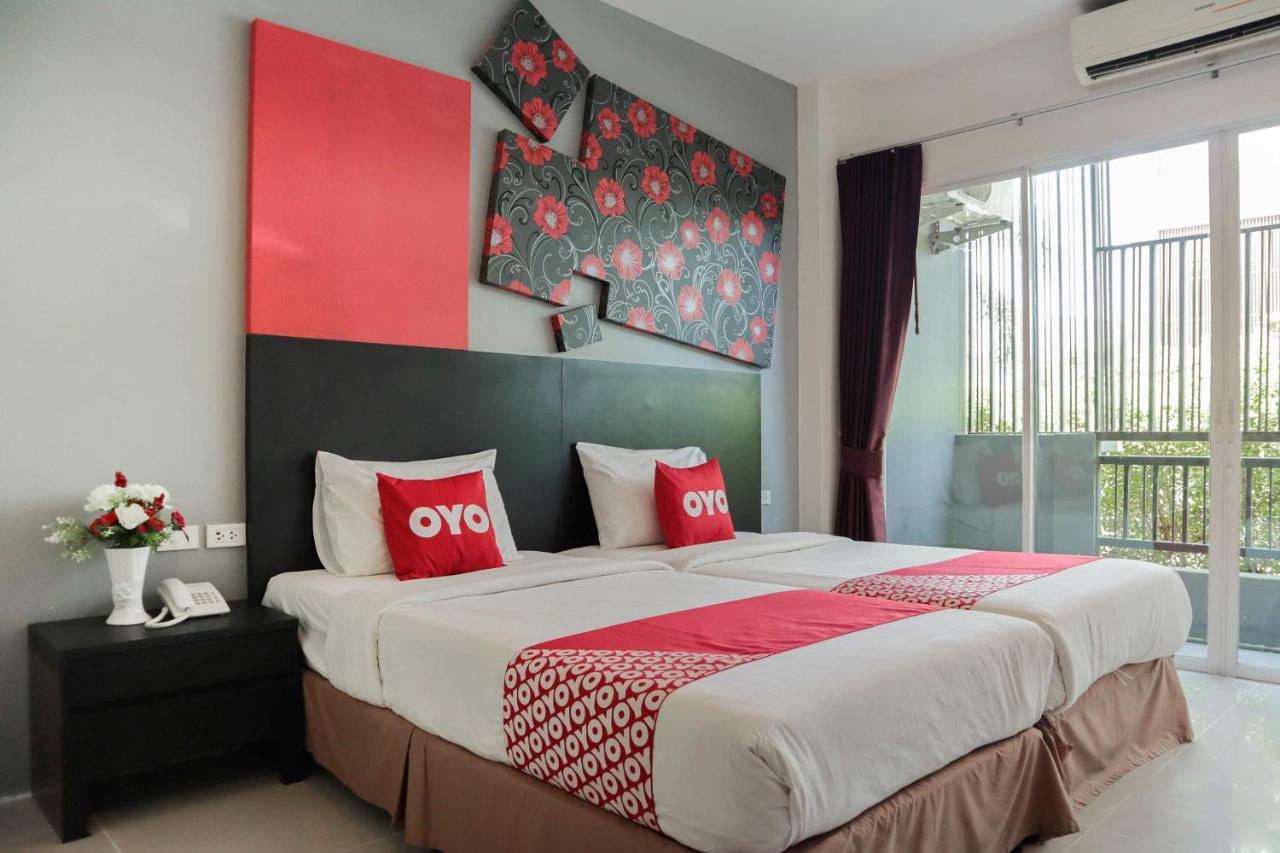 Oyo 792 Omsaga Phuket Hotel Esterno foto